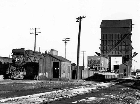 MCRR Wenona Yard Coal Dock